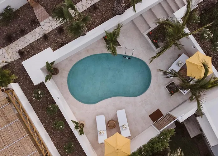 Lily Willa Puerto del Carmen (Lanzarote)